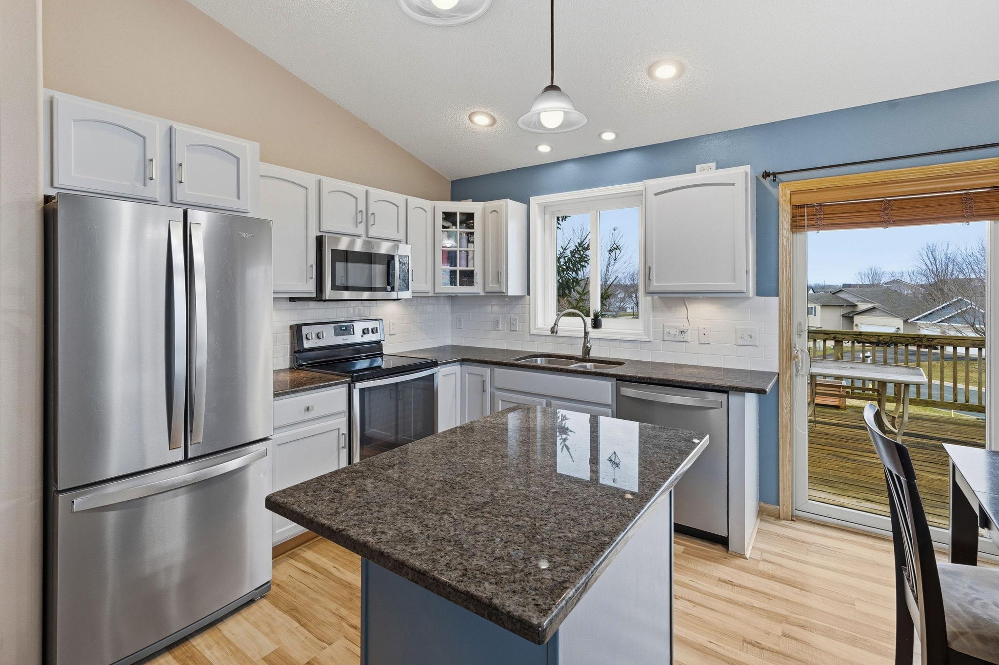 1609 Helen Street Buffalo, MN 55313 - Photo 4 of 25