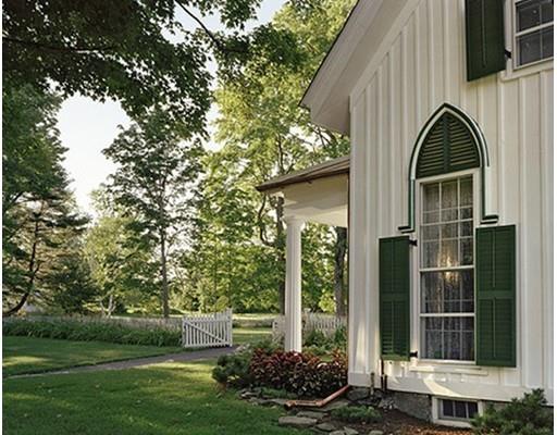 697 Main Road Granville, MA 01034 - Photo 4 of 24 Gallery Image 4
