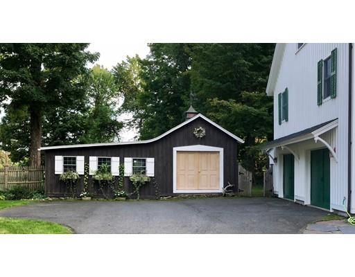 697 Main Road Granville, MA 01034 - Photo 5 of 24 Gallery Image 5