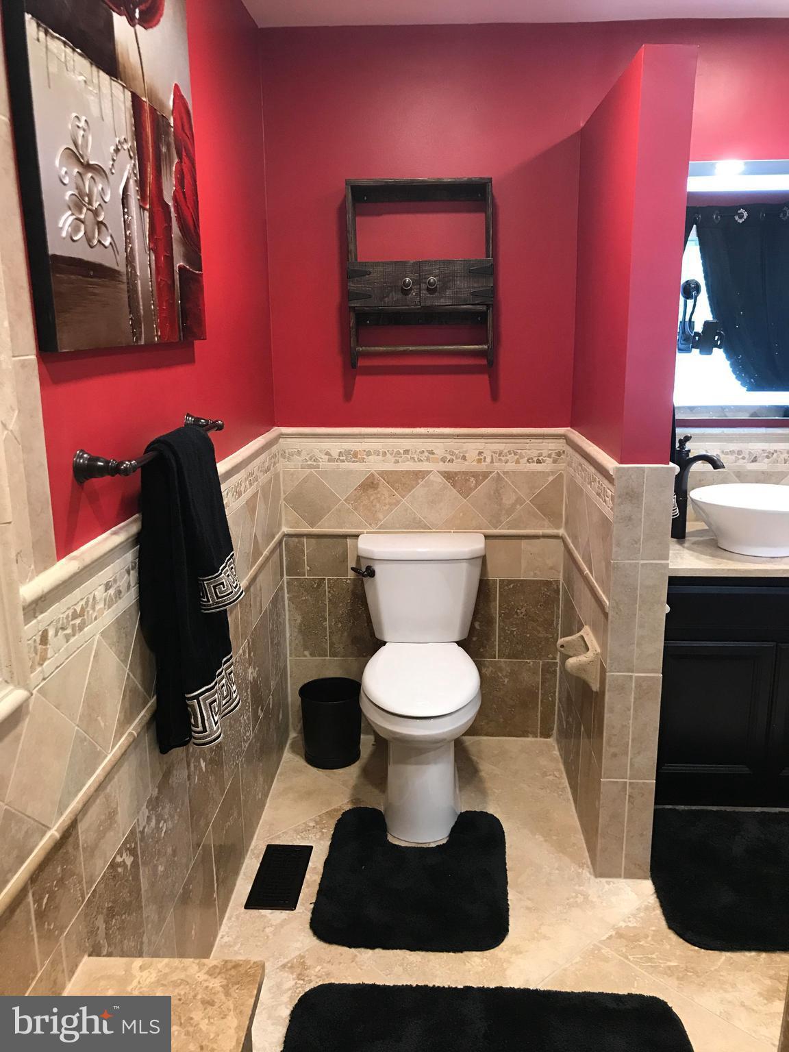 5208 West Heaps Road Pylesville, MD 21132 - Photo 16 of 30 Bath (Master)
