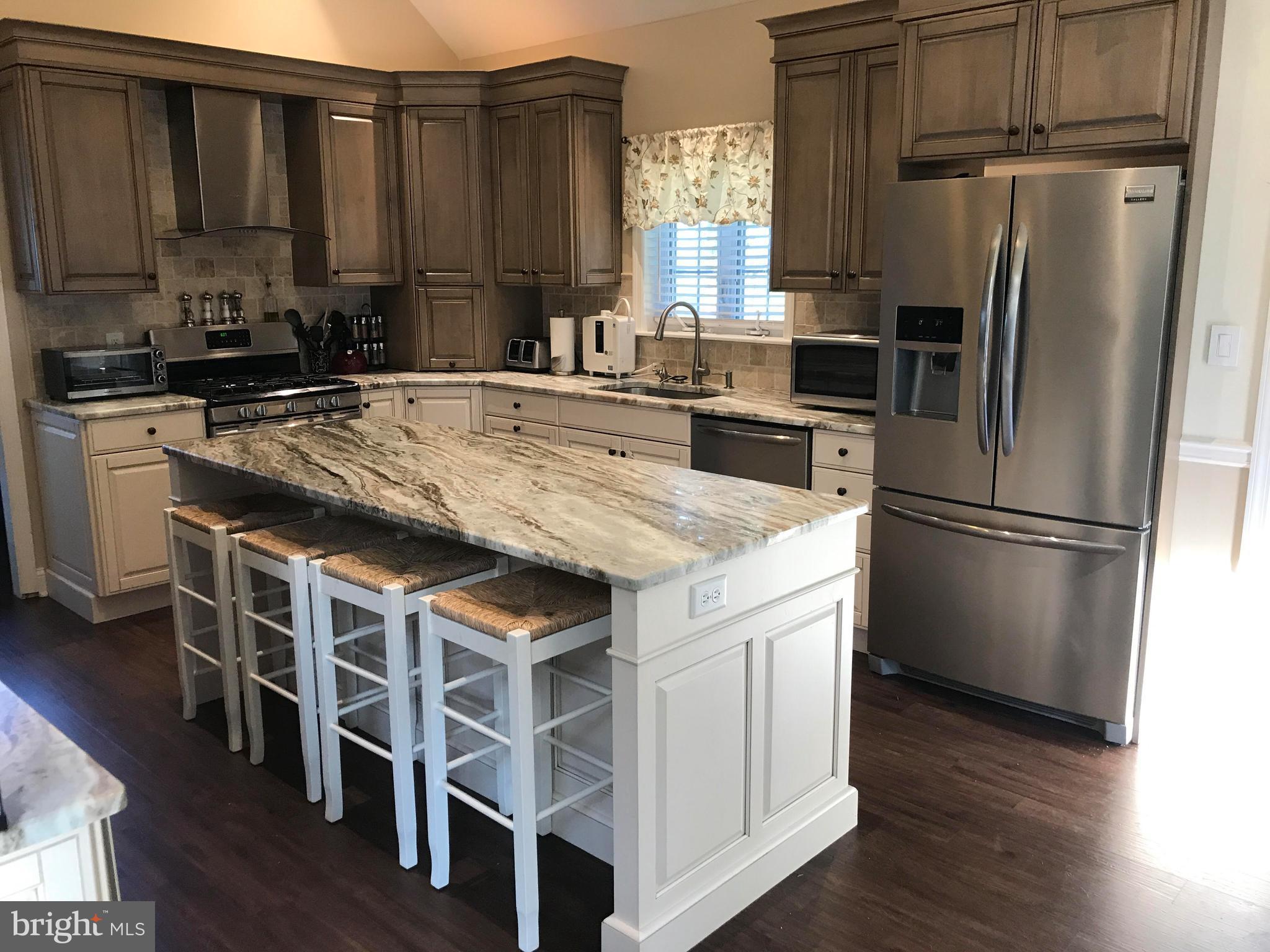 5208 West Heaps Road Pylesville, MD 21132 - Photo 5 of 30 Kitchen