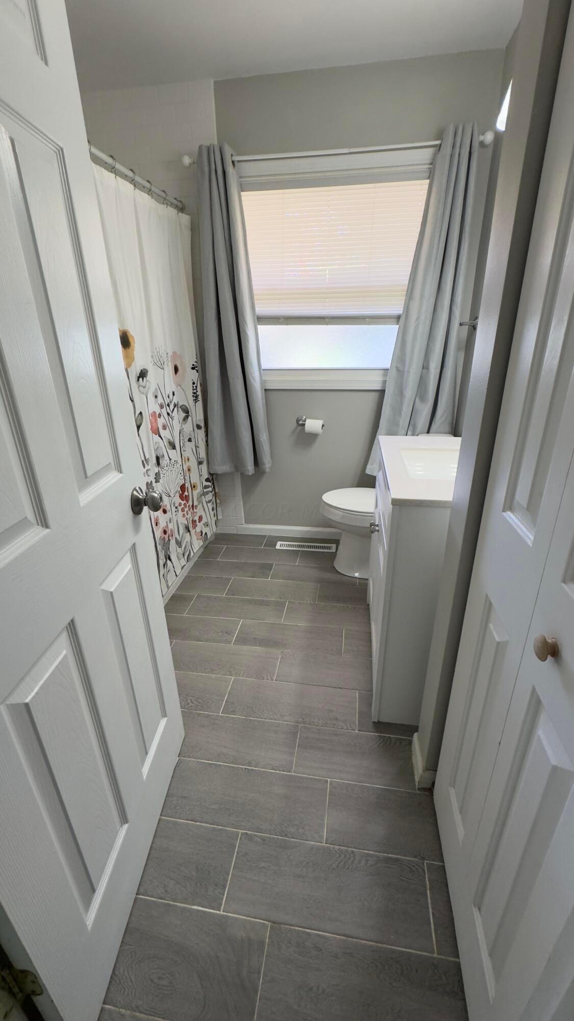 3510 Rodell Road Columbus, OH 43232 - Photo 8 of 18 IMG_7895