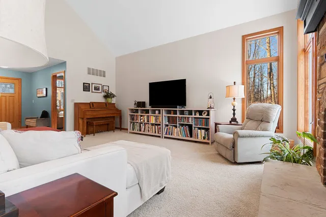 $429,900 | 5574 County Highway North, Oconto, WI 54153