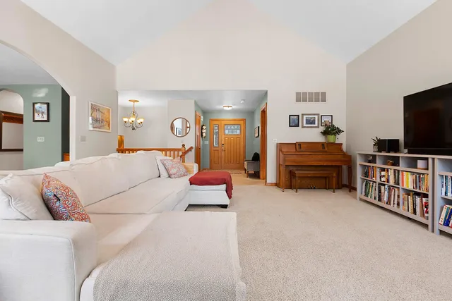 $429,900 | 5574 County Highway North, Oconto, WI 54153