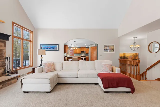 $429,900 | 5574 County Highway North, Oconto, WI 54153