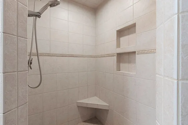 $429,900 | 5574 County Highway North, Oconto, WI 54153