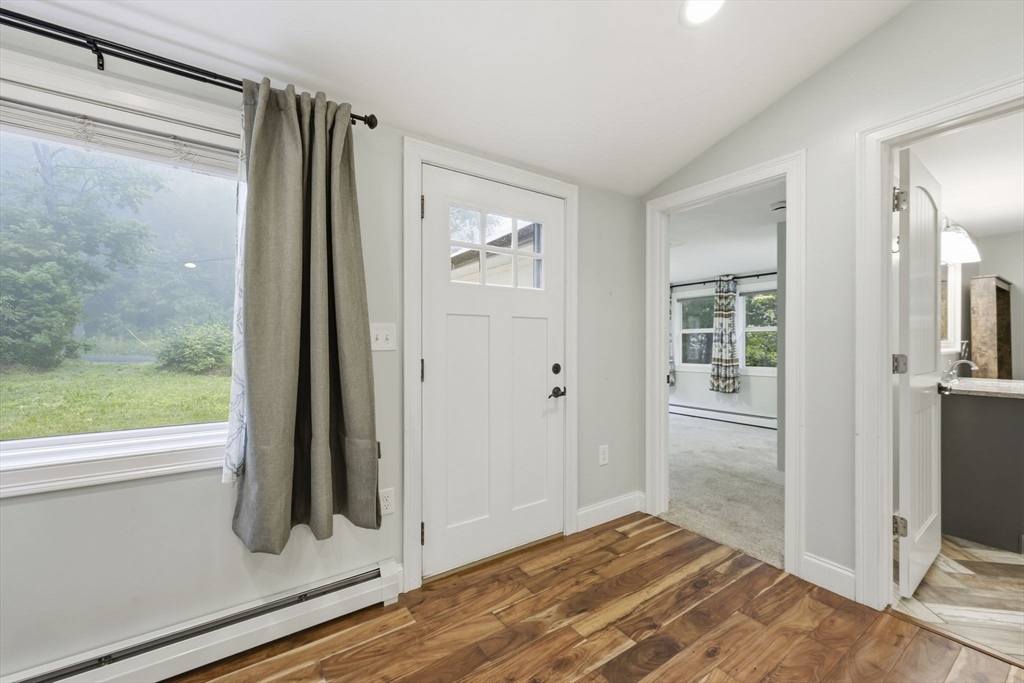 383 Huntington Road Worthington, MA 01098 - Photo 5 of 41