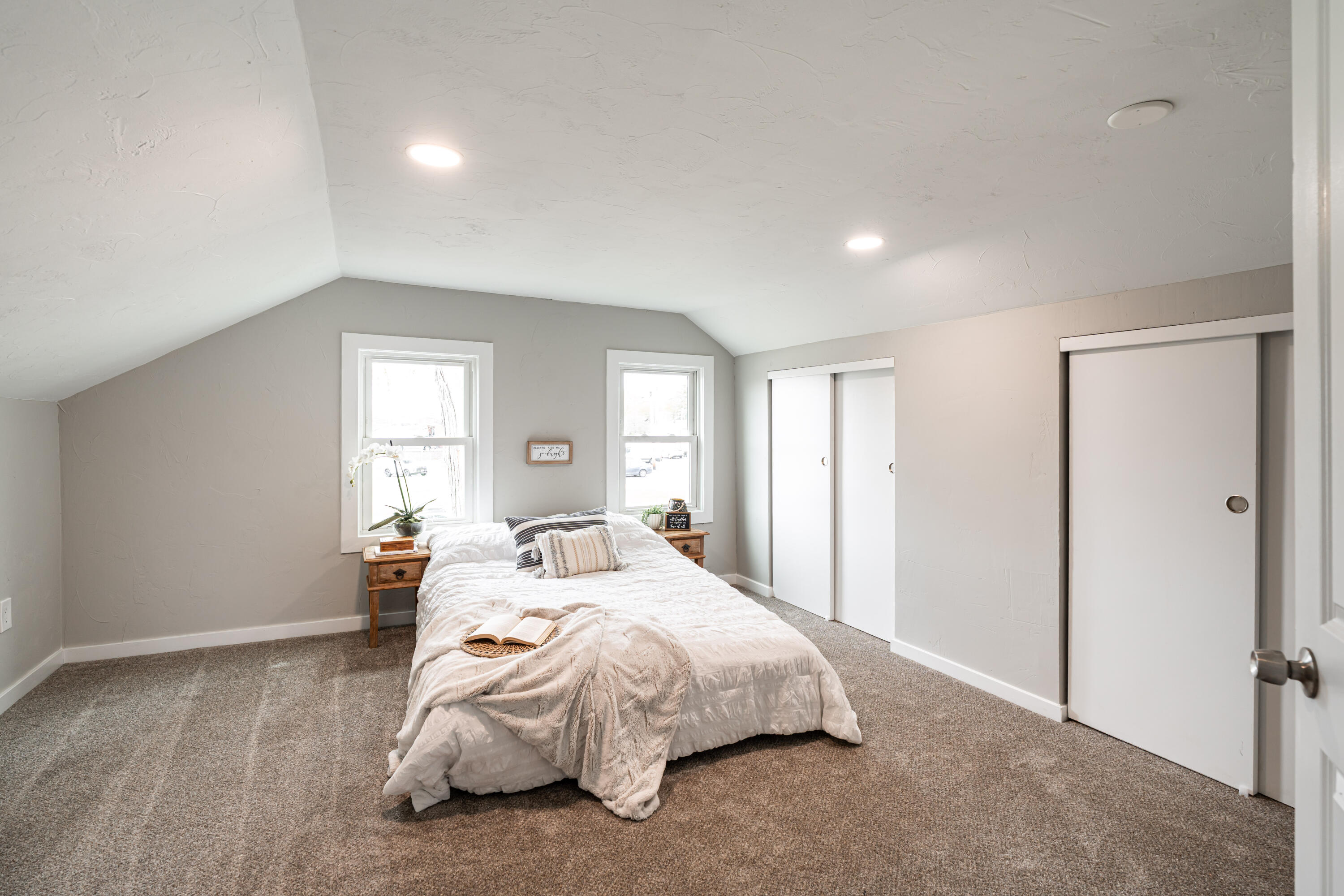 224 Madison Street Burlington, WI 53105 - Photo 11 of 15 DSC04318