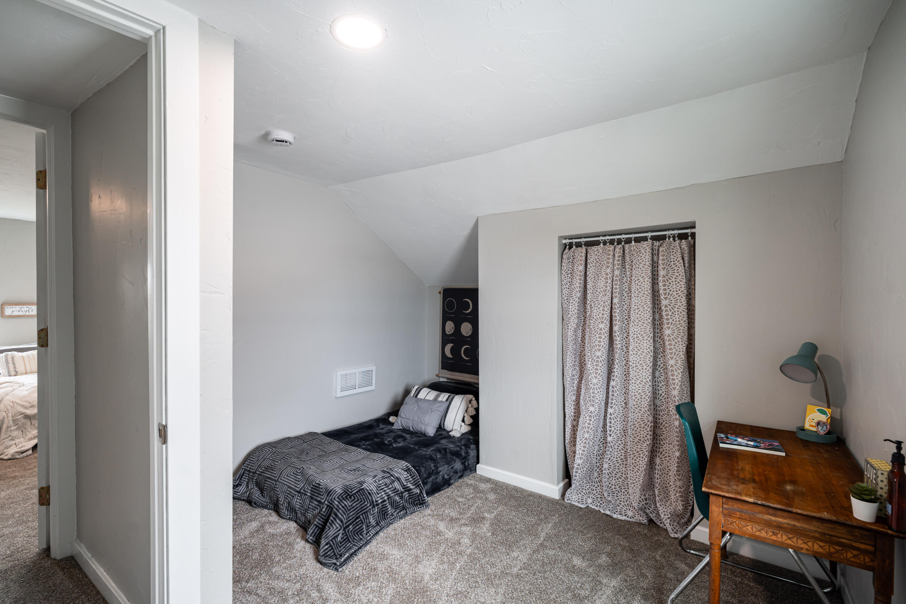 224 Madison Street Burlington, WI 53105 - Photo 14 of 15 DSC04317