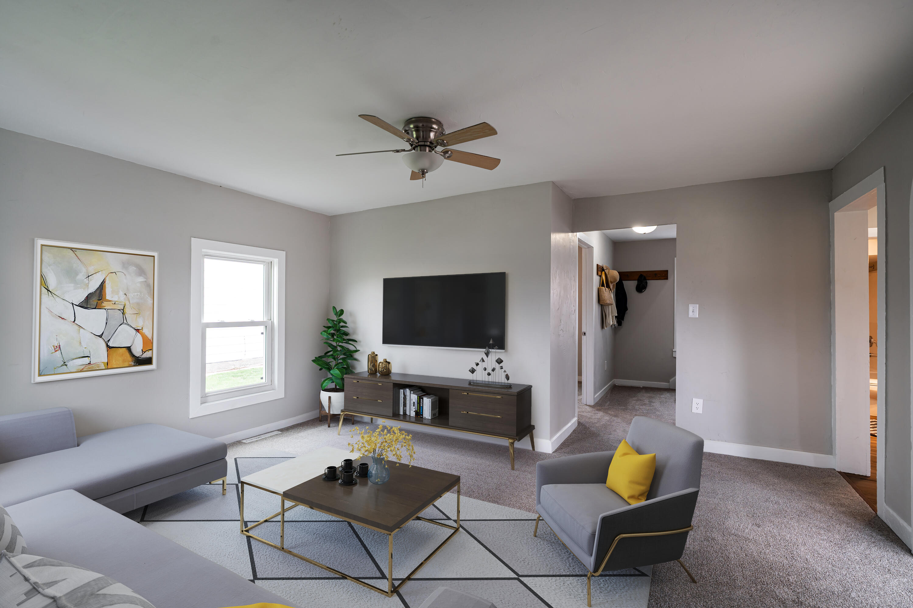 224 Madison Street Burlington, WI 53105 - Photo 5 of 15 lr2