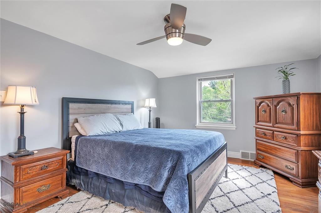 4826 Baptist Road Pittsburgh, PA 15227 - Photo 17 of 25 Gallery Image 17