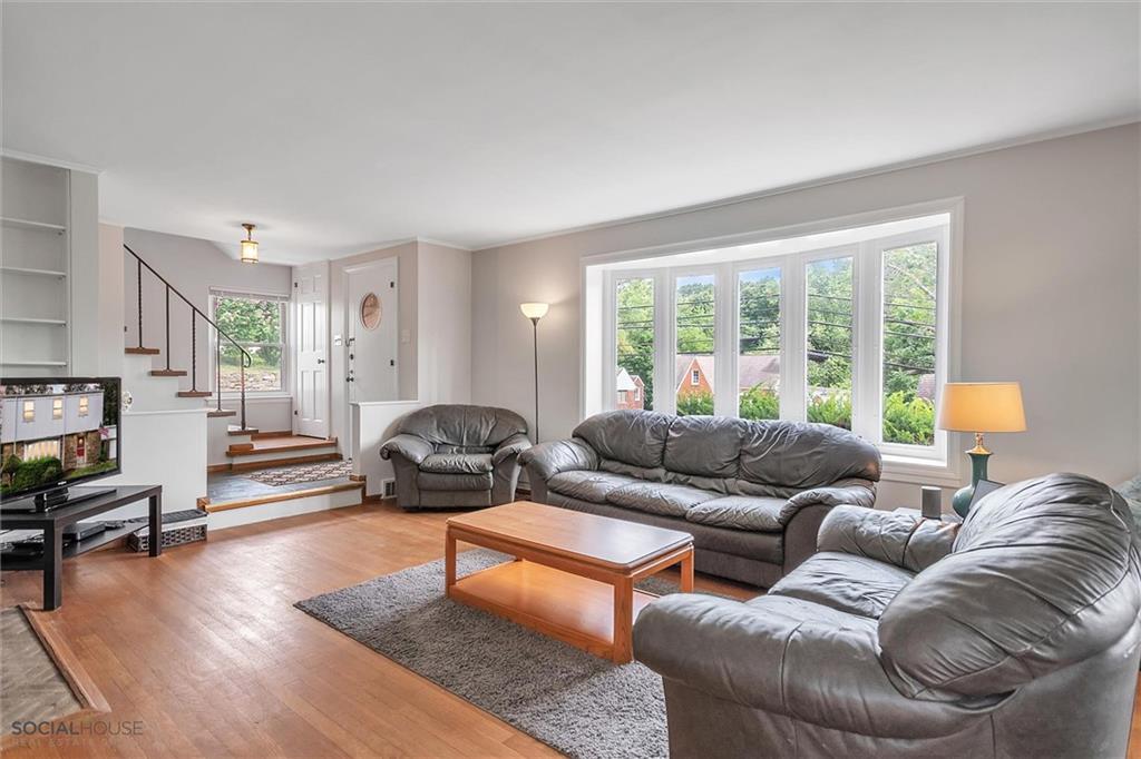 4826 Baptist Road Pittsburgh, PA 15227 - Photo 7 of 25 Gallery Image 7