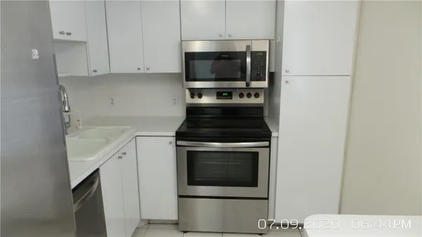 $1,800 | 2651 South Course Drive, Unit 403, Pompano Beach, FL 33069