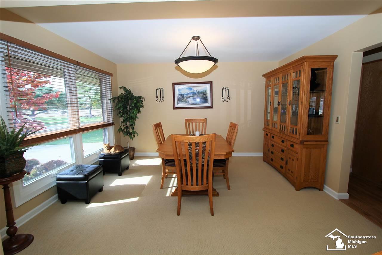 803 Ruff Drive Monroe, MI 48162 - Photo 16 of 47 31364696-17.JPG