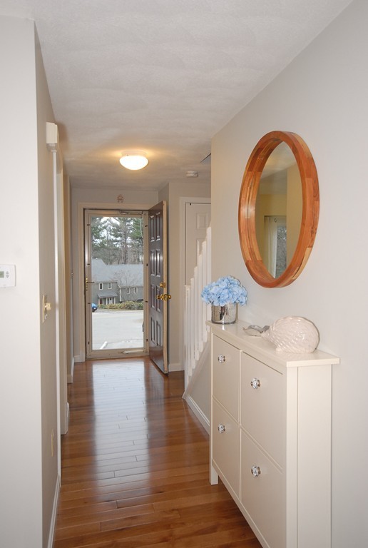 24 Deer Path, Unit 4 Maynard, MA 01754 - Photo 4 of 30