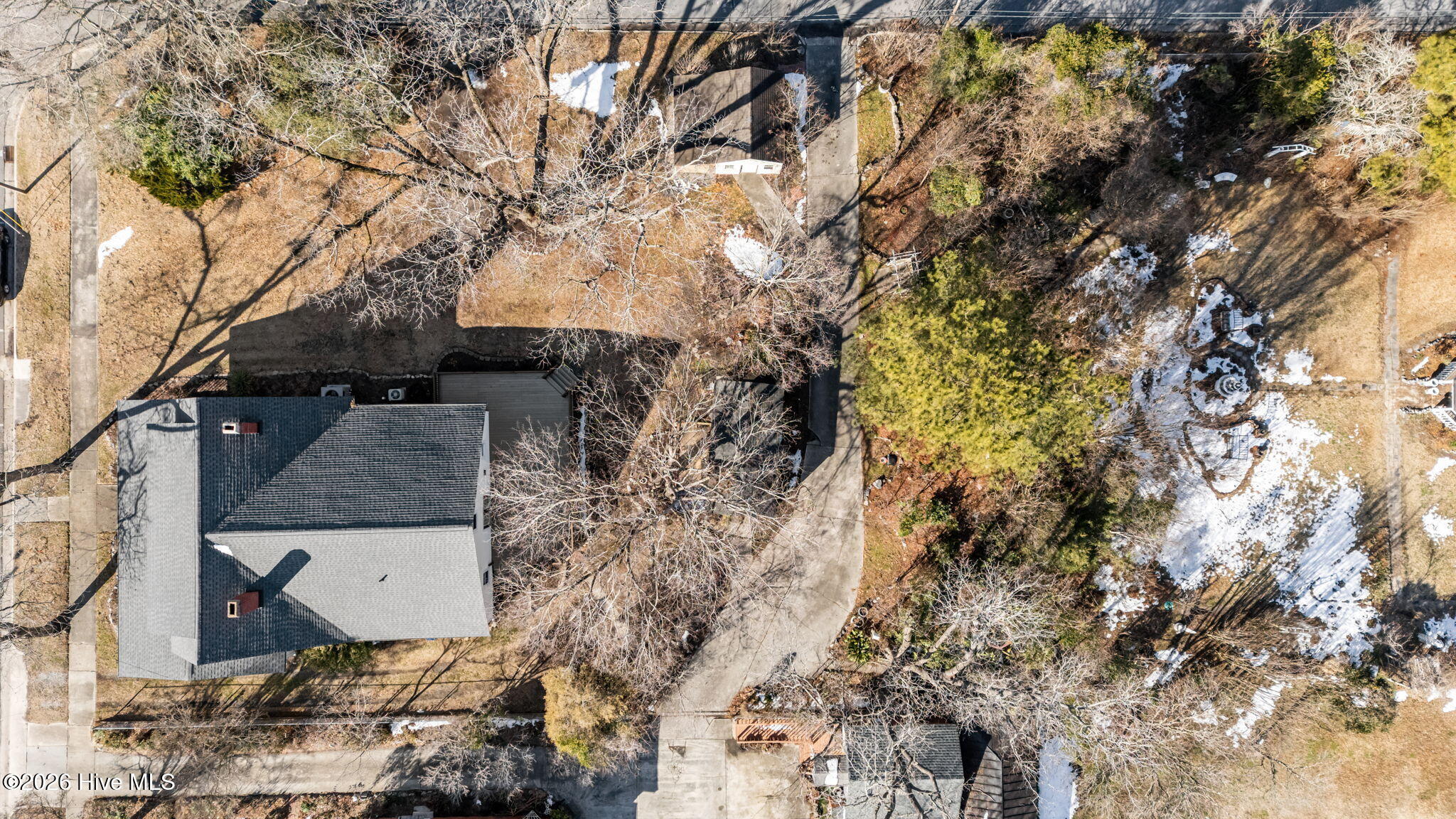 439 Second Street Ayden, NC 28513 - Photo 13 of 55 13-web-or-mls-DJI_20260206100101_0138_D