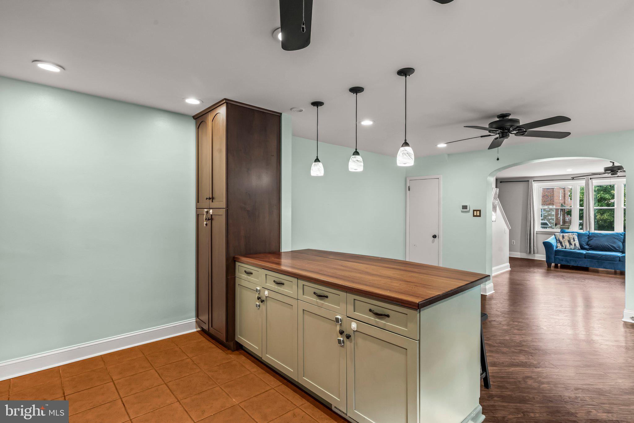 710 Ripley Street Philadelphia, PA 19111 - Photo 4 of 34 Gallery Image 4