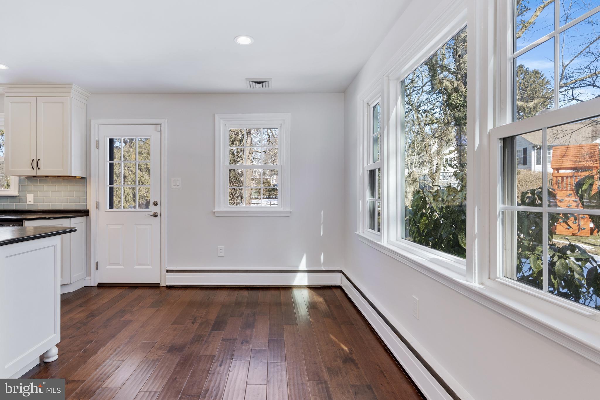 423 Old Lancaster Road Berwyn, PA 19312 - Photo 9 of 20 Perfect breakfast area