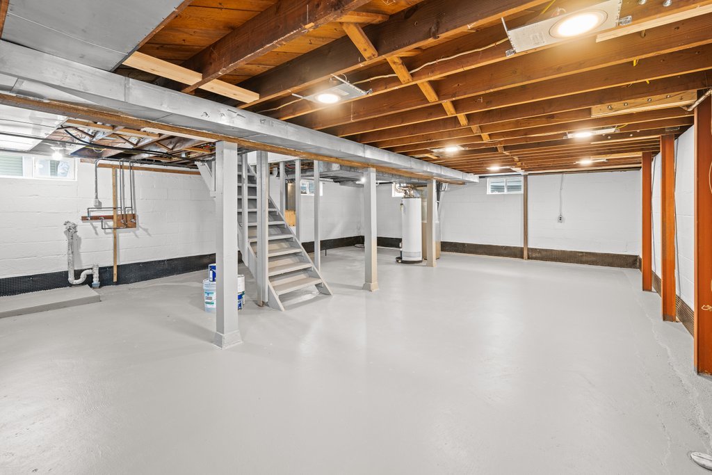 2036 46th Street Rock Island, IL 61201 - Photo 16 of 24 a view of an empty room with a window