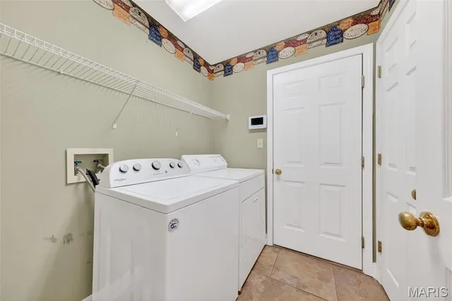 $289,900 | 3811 Halter Court, Florissant, MO 63034