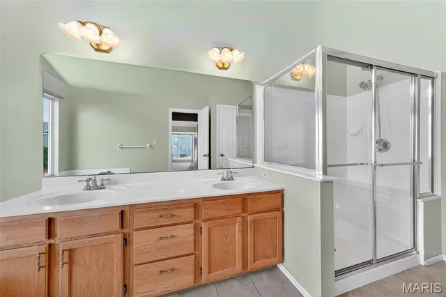 $289,900 | 3811 Halter Court, Florissant, MO 63034