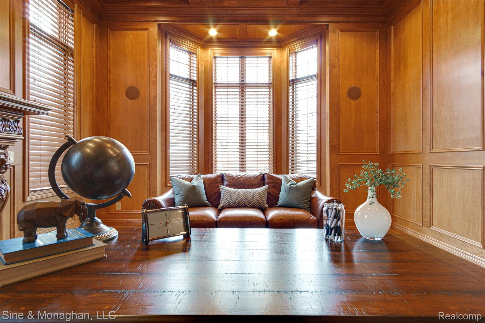 45 Roslyn Road Grosse Pointe, MI 48236 - Photo 17 of 88 Interiors (5 of 109).jpg