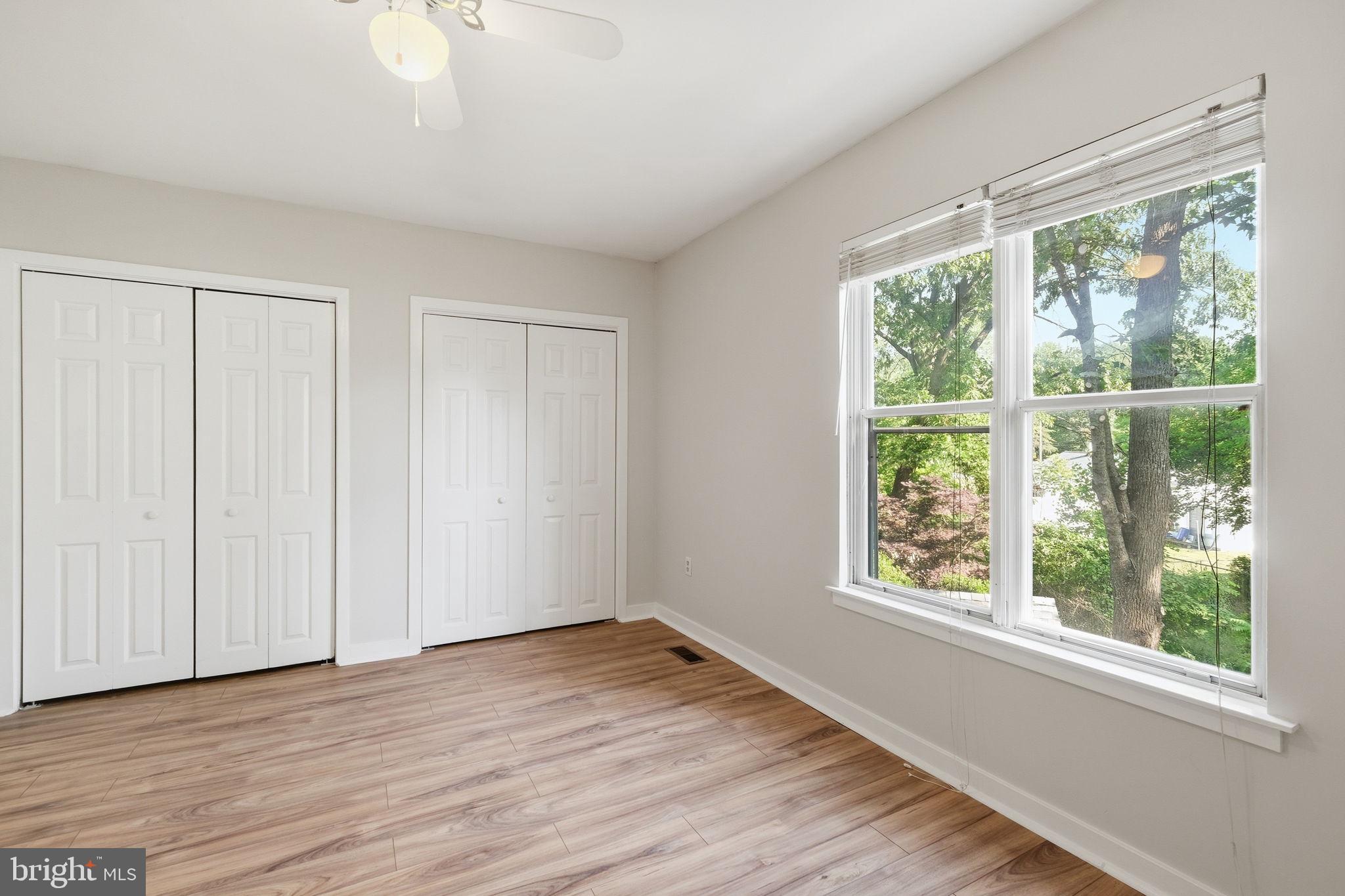1529 Ritchie Lane Annapolis, MD 21401 - Photo 23 of 35 Bright and airy room with nature views.