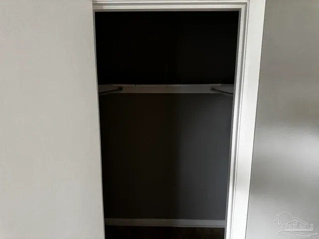 a view of empty room with window