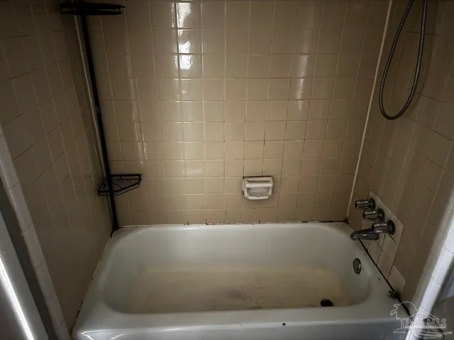 $1,100 | 1460 Bakalane Court, Unit A, Pensacola, FL 32504