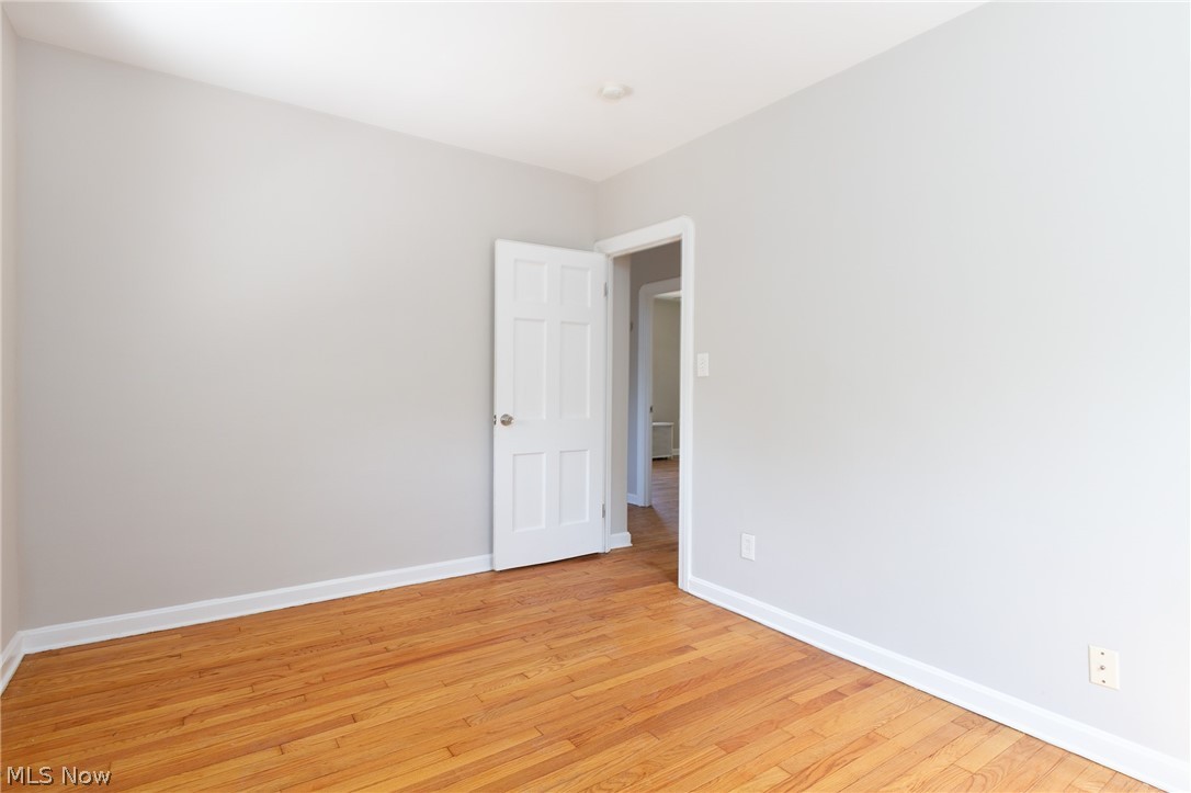 1020 Pennfield Road Cleveland, OH 44121 - Photo 26 of 35