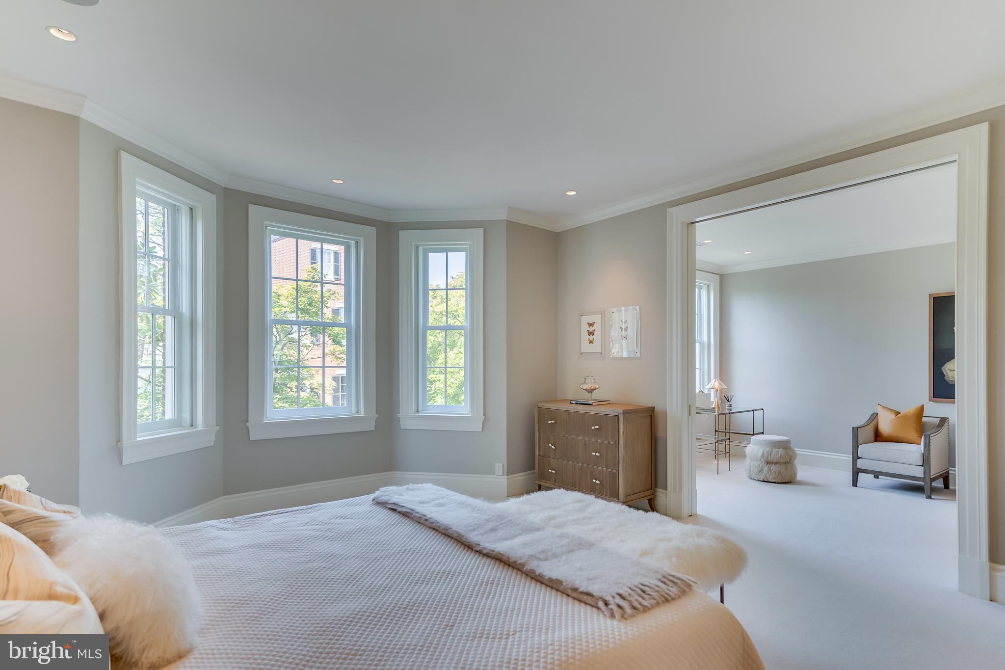 1315 31st Street Northwest Washington, DC 20007 - Photo 19 of 29 OWNER'S SUITE