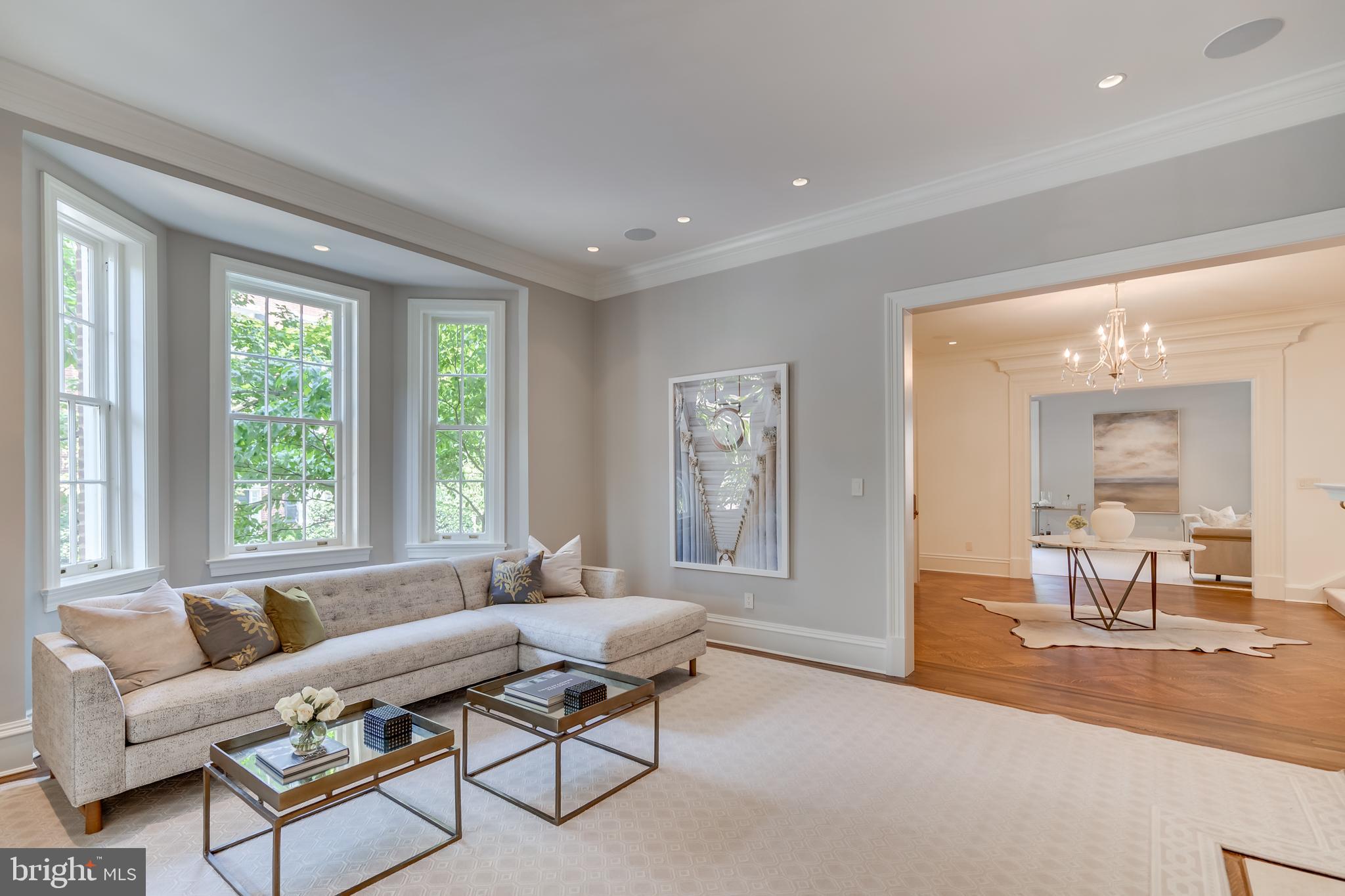 1315 31st Street Northwest Washington, DC 20007 - Photo 9 of 29 FAMILY ROOM OFF OF KITCHEN
