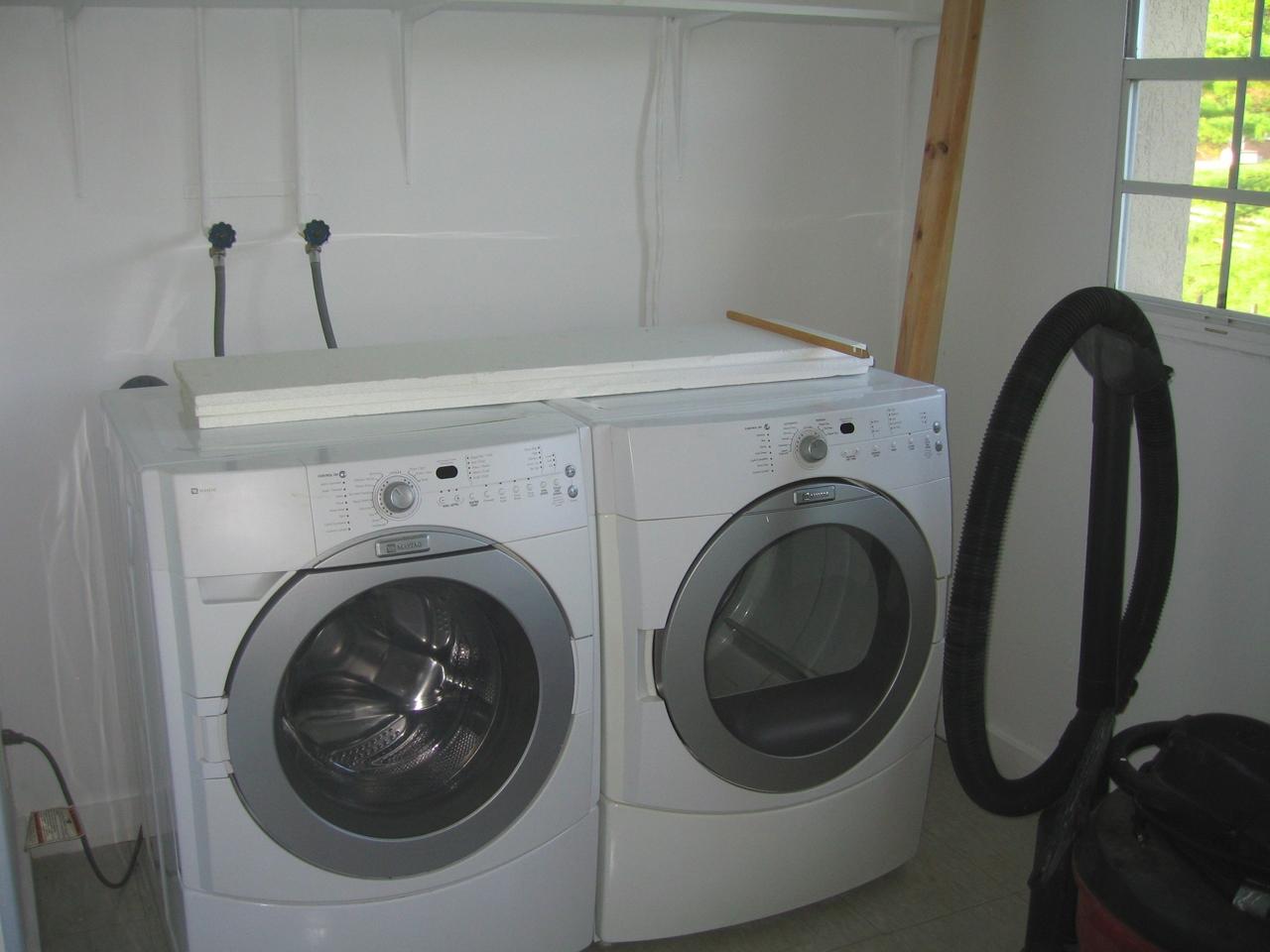 2555 Bradshaw Road Elliston, VA 24087 - Photo 29 of 29 27_laundry