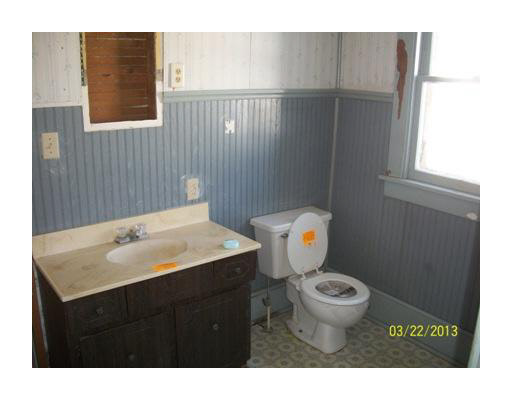 26377 Edison Road South Bend, IN 46628 - Photo 6 of 10