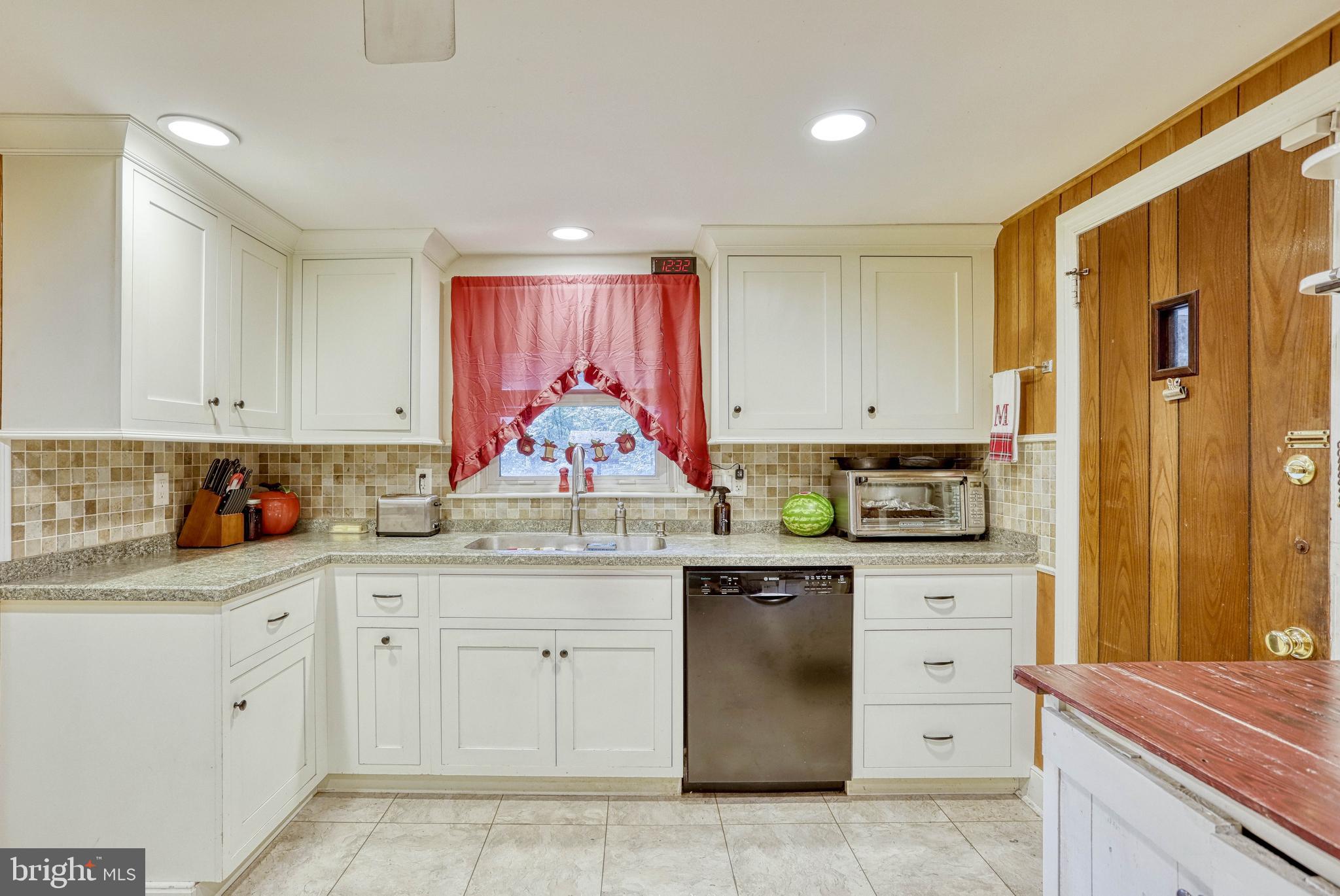 5120 Lewisberry Road Dover, PA 17315 - Photo 17 of 60 Gallery Image 17