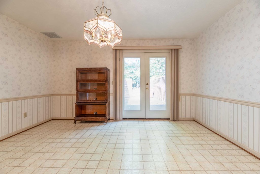 4151 Anglin Road, Unit 6A Columbus, GA 31907 - Photo 8 of 22 Kitchen dining area