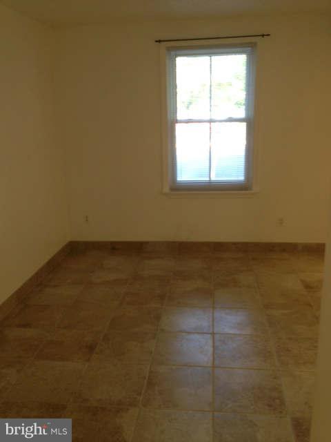 11601 Stoneview Square, Unit 1B Reston, VA 20191 - Photo 11 of 29 Bedroom (Master)