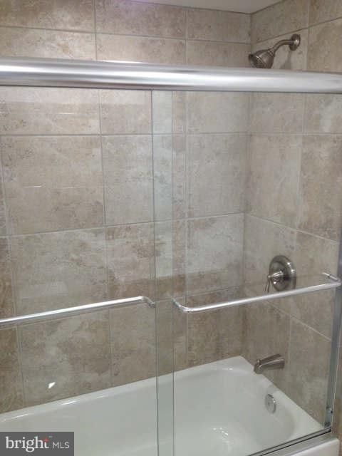 11601 Stoneview Square, Unit 1B Reston, VA 20191 - Photo 10 of 29 Bath