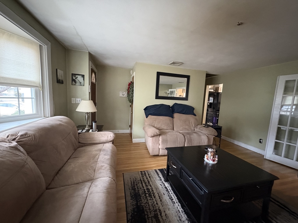 18 Brewster Road Randolph, MA 02368 - Photo 6 of 23