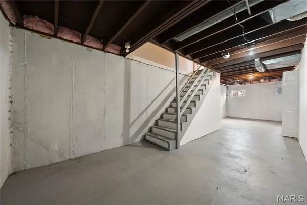 $260,000 | 1323 Tahoe Valley Court, Ballwin, MO 63021