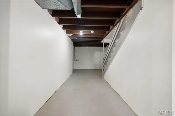 $260,000 | 1323 Tahoe Valley Court, Ballwin, MO 63021