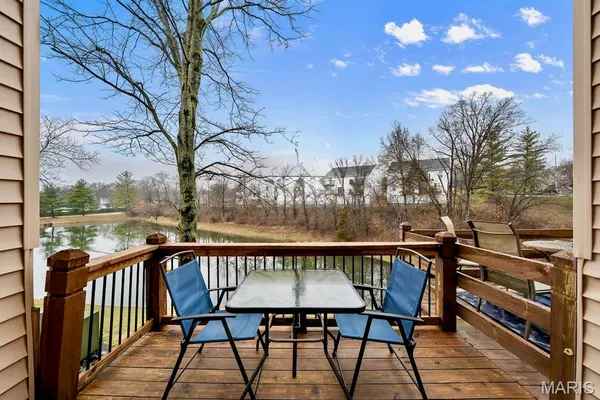 $260,000 | 1323 Tahoe Valley Court, Ballwin, MO 63021