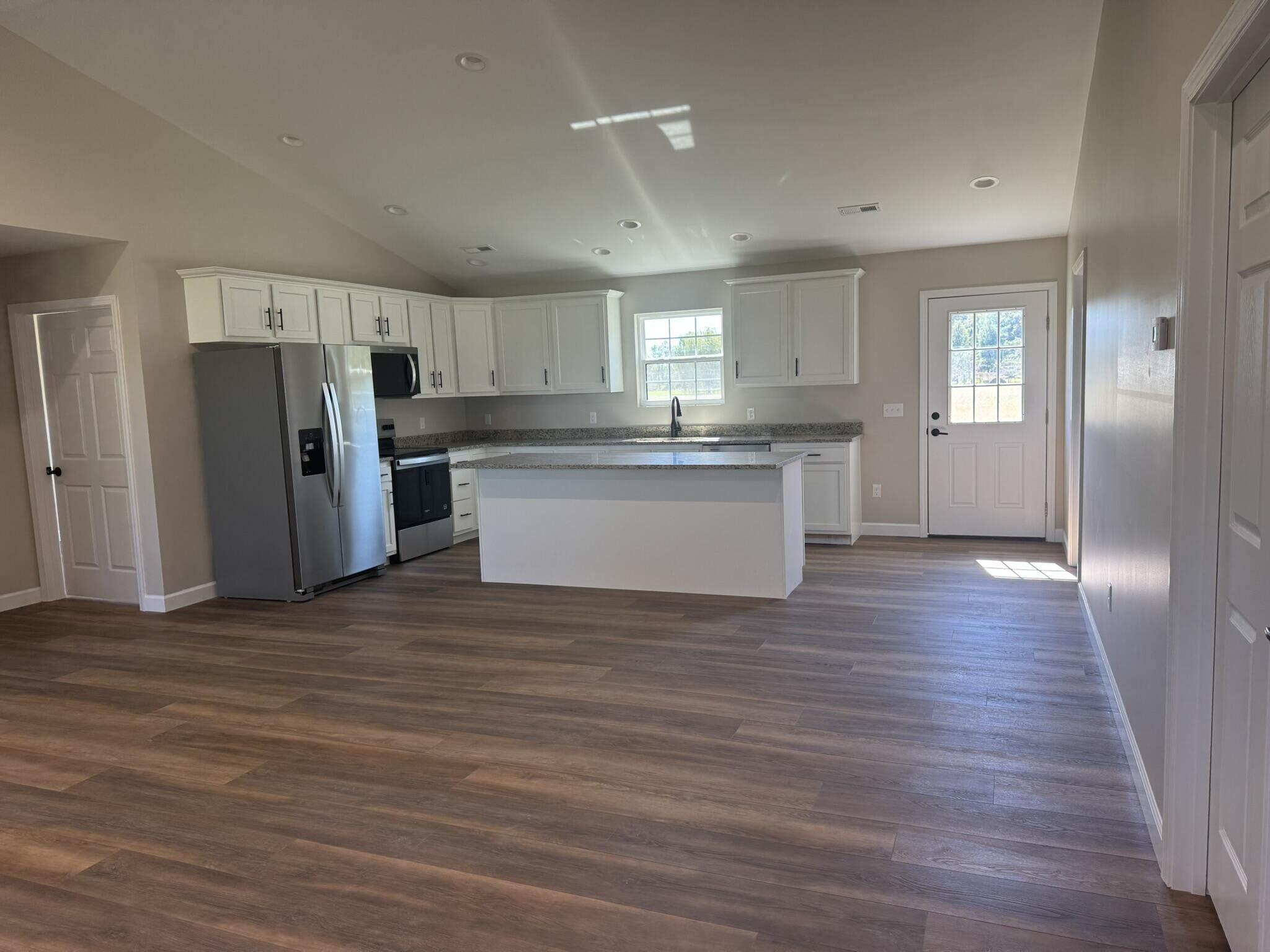 3801 New Concord Road Columbia, KY 42728 - Photo 4 of 30 20251009184057138983000000-o