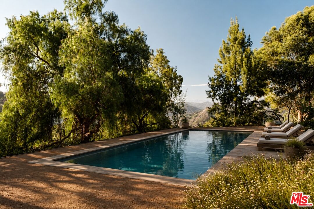 20333 Reigate Road Topanga, CA 90290 - Photo 39 of 71 Gallery Image 39