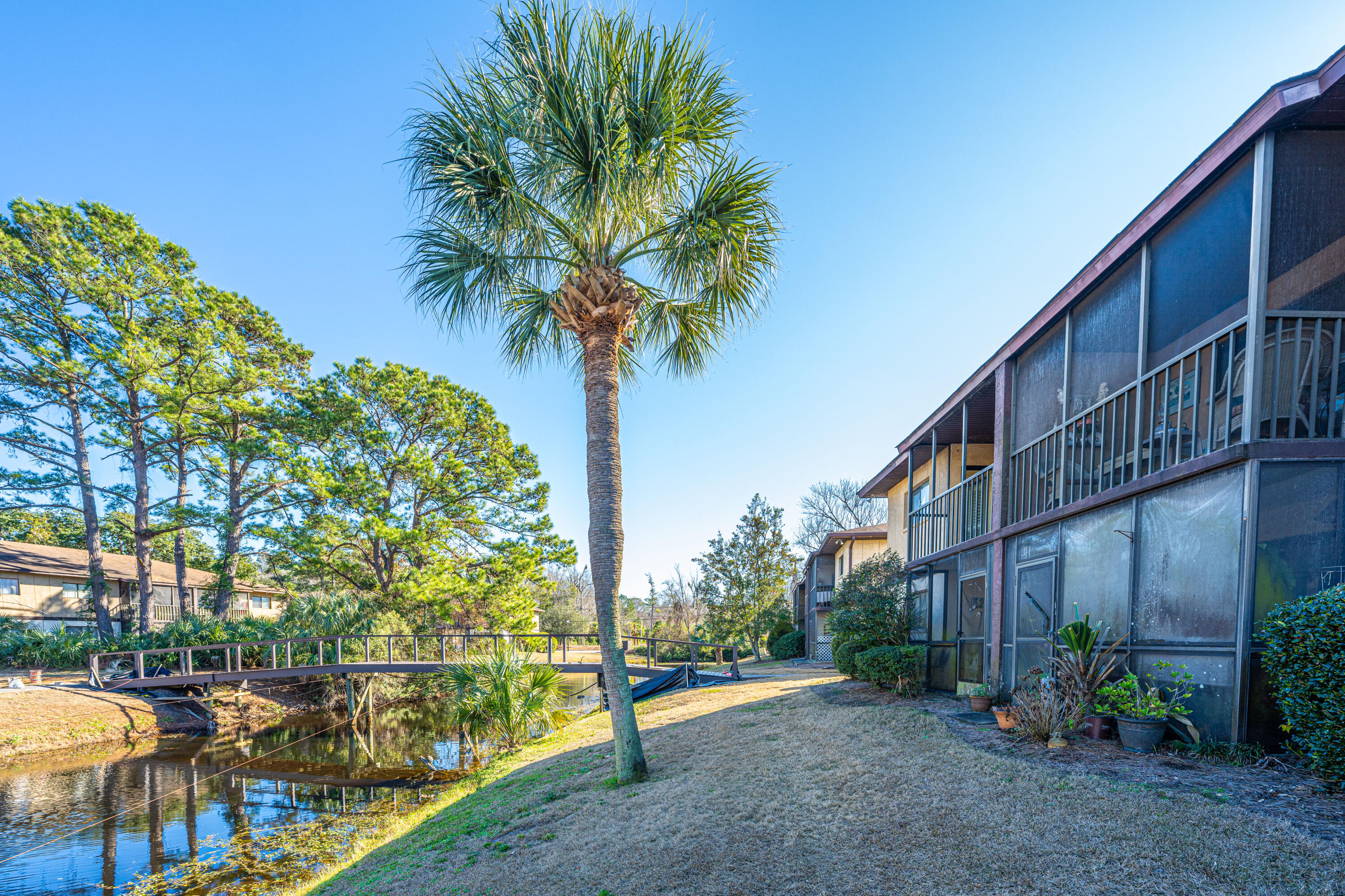 2178 Bees Ferry Road, Unit G Charleston, SC 29414 - Photo 15 of 16 Dove lagoon