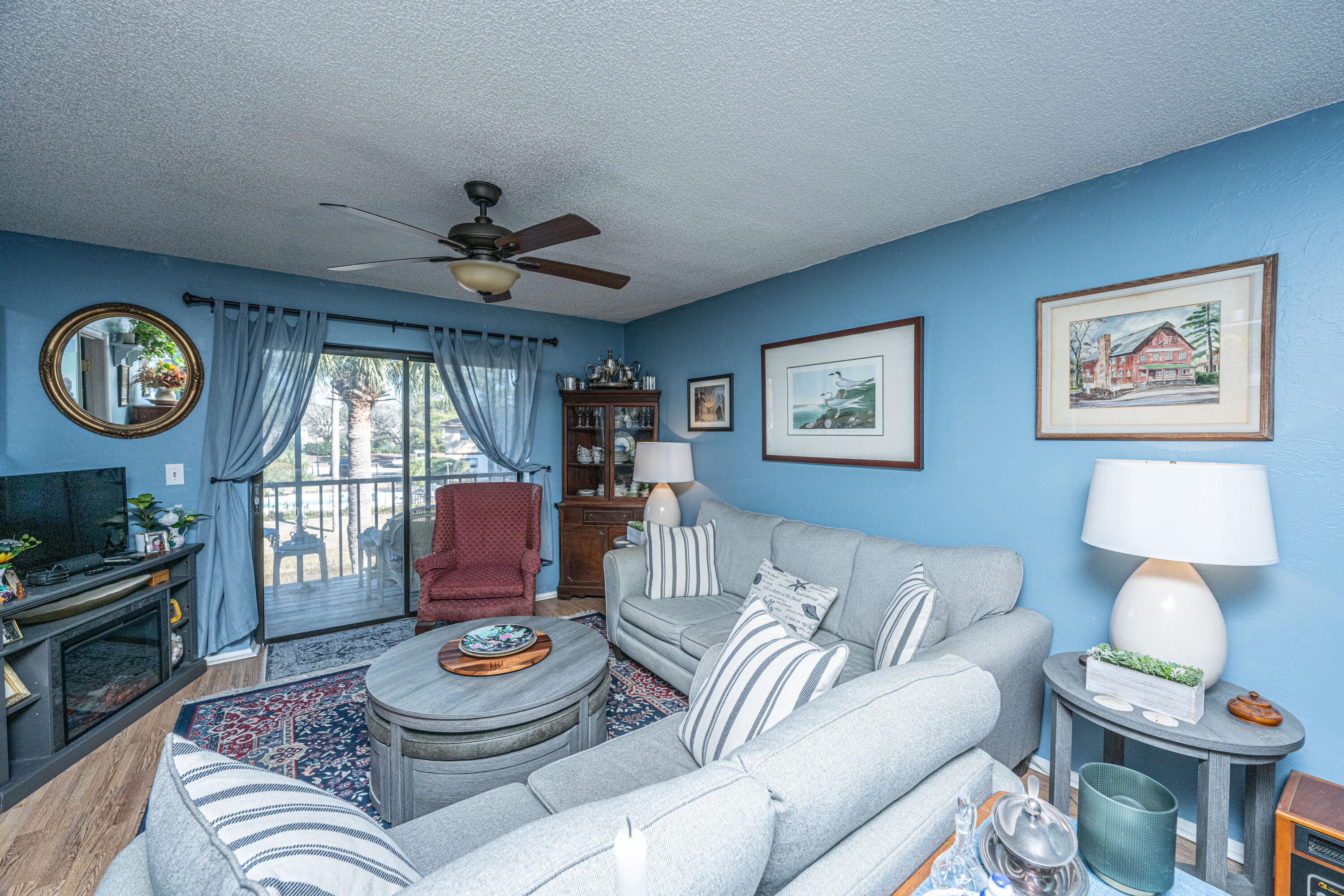 2178 Bees Ferry Road, Unit G Charleston, SC 29414 - Photo 7 of 16 Dove living