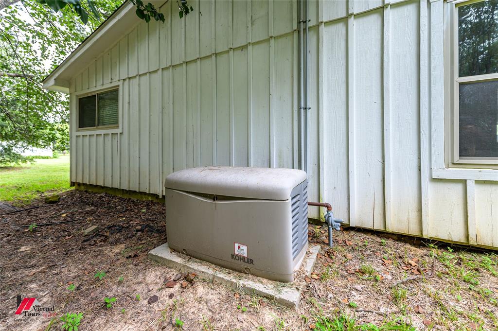 1177 Princeton Road Princeton, LA 71067 - Photo 22 of 34 Generator