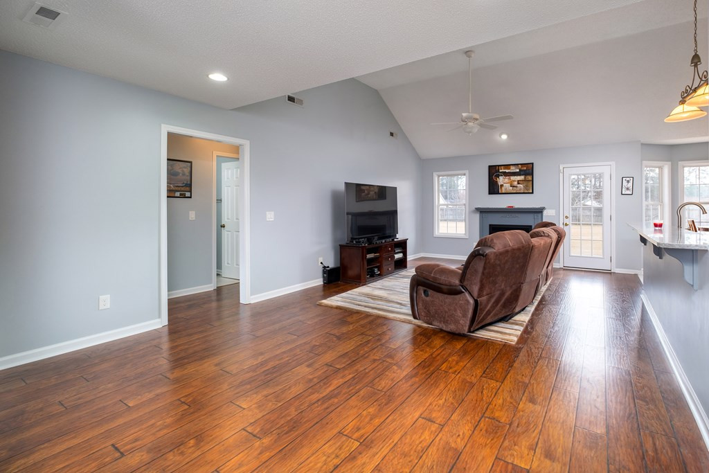3870 Rhododendron Street Sumter, SC 29154 - Photo 8 of 33 Gallery Image 8