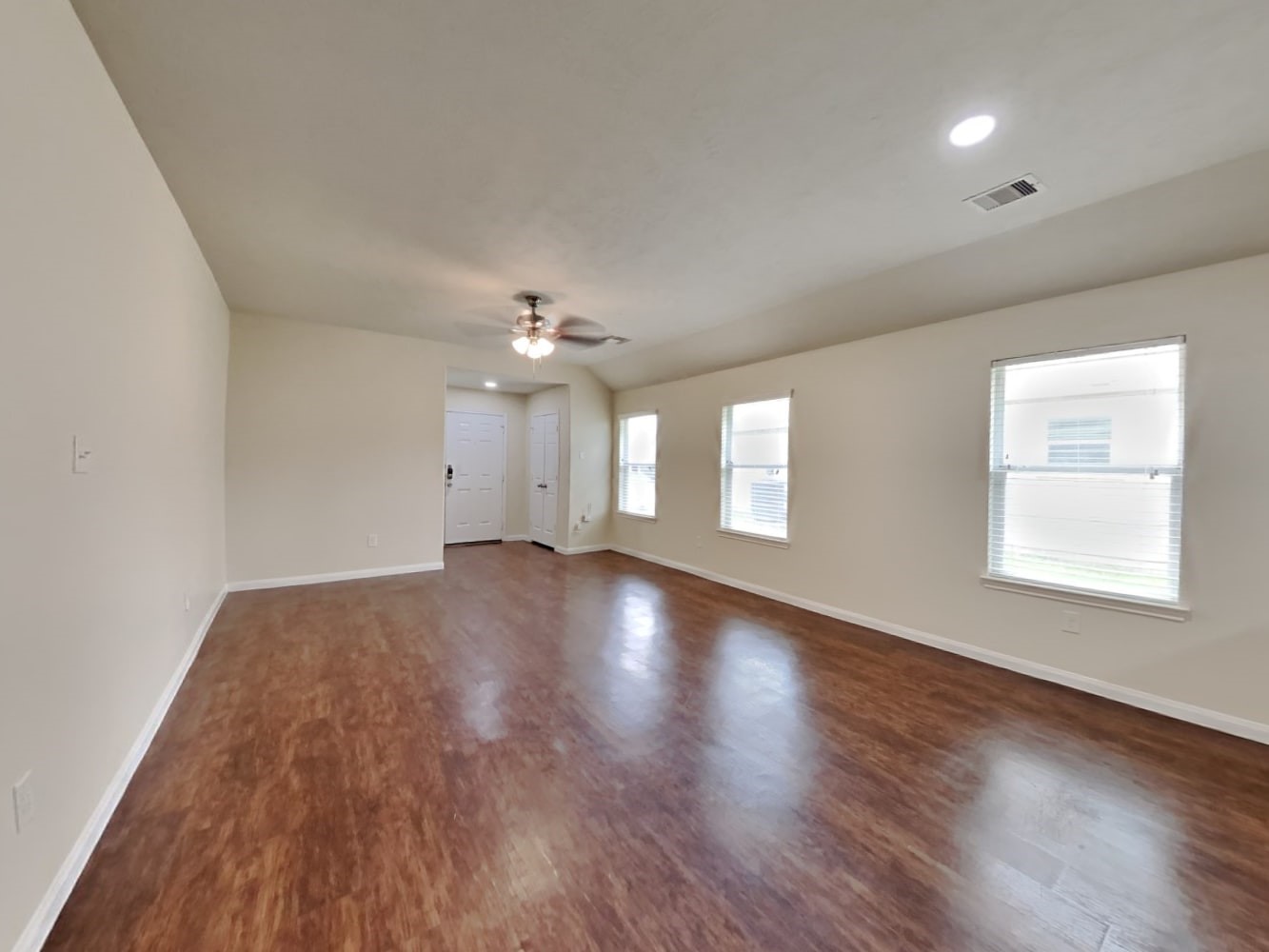 12623 Mountain Daisy Road Houston, TX 77038 - Photo 3 of 10