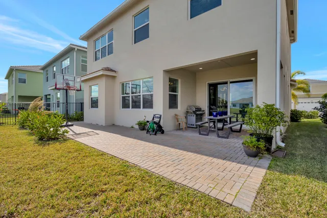 $699,000 | 4620 Ambersweet Way, The Acreage, FL 33470